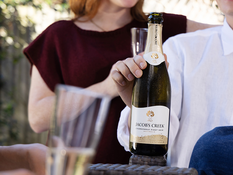 Gift Worth Sharing with Jacob’s Creek Sparkling